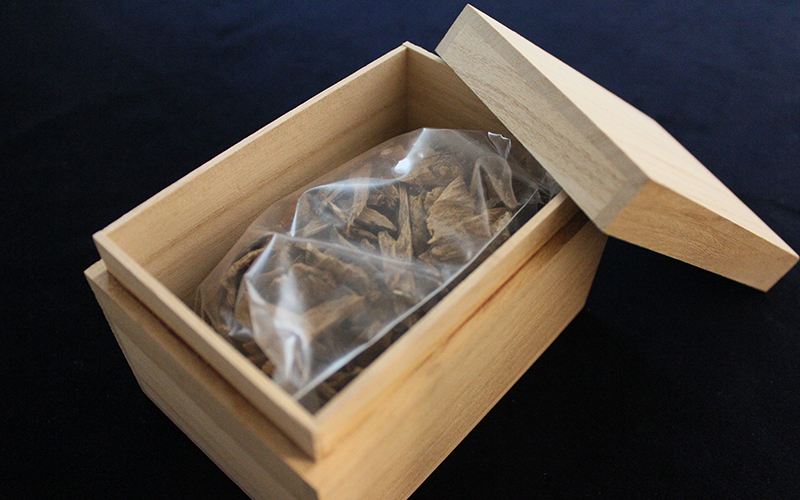 白檀・沈香など香木製品の削り・研磨