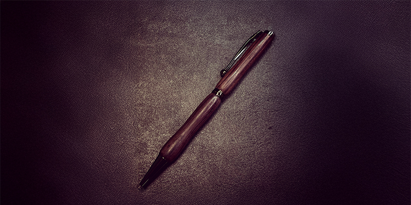 廃材、古材を活用したアップサイクル品