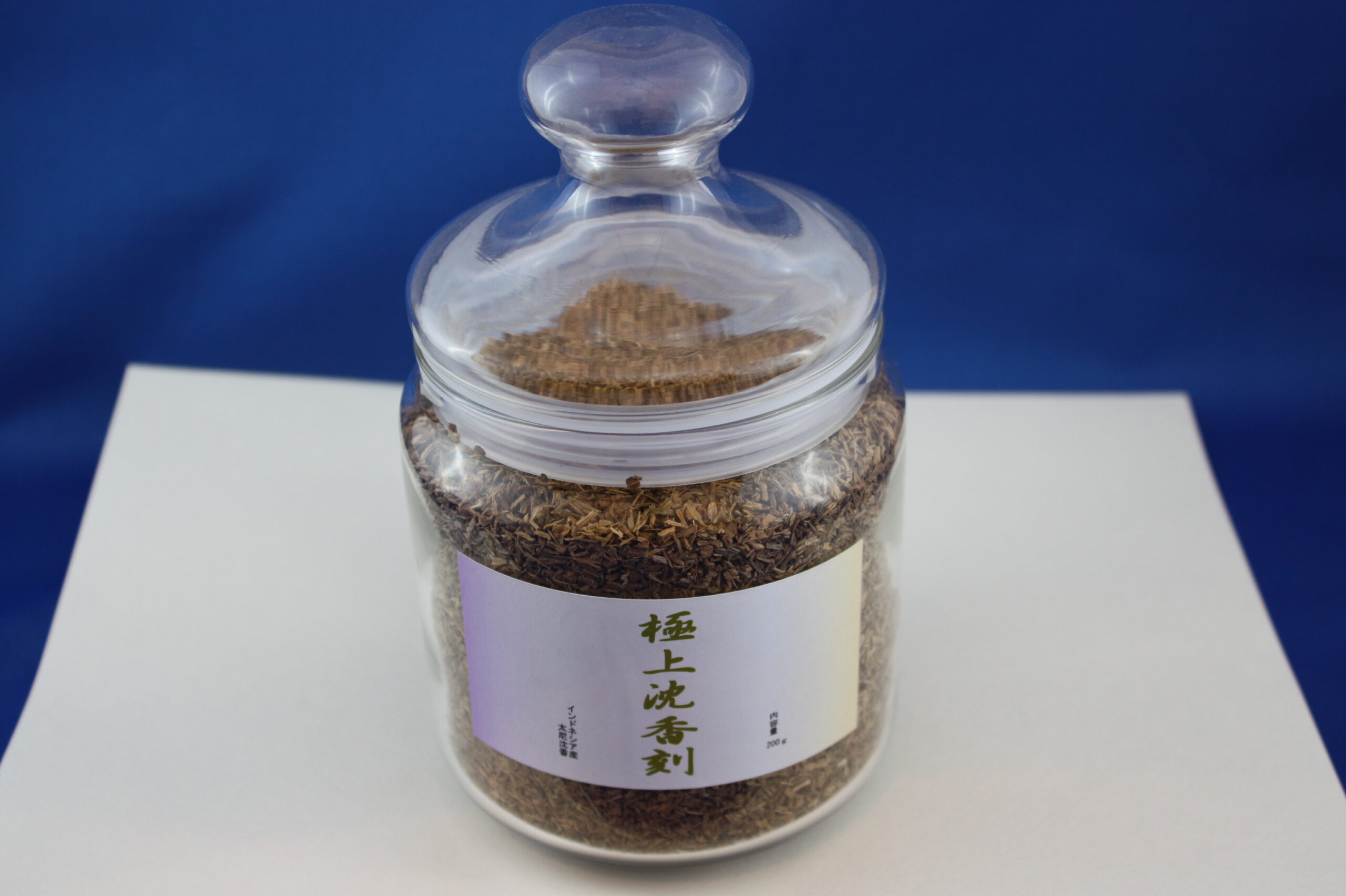 沈香　刻み　瓶入り