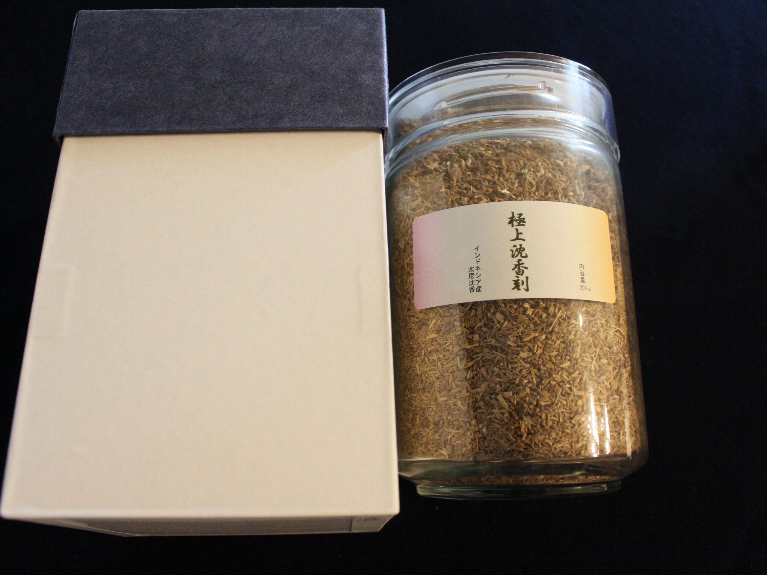 沈香　刻み　桐箱入り