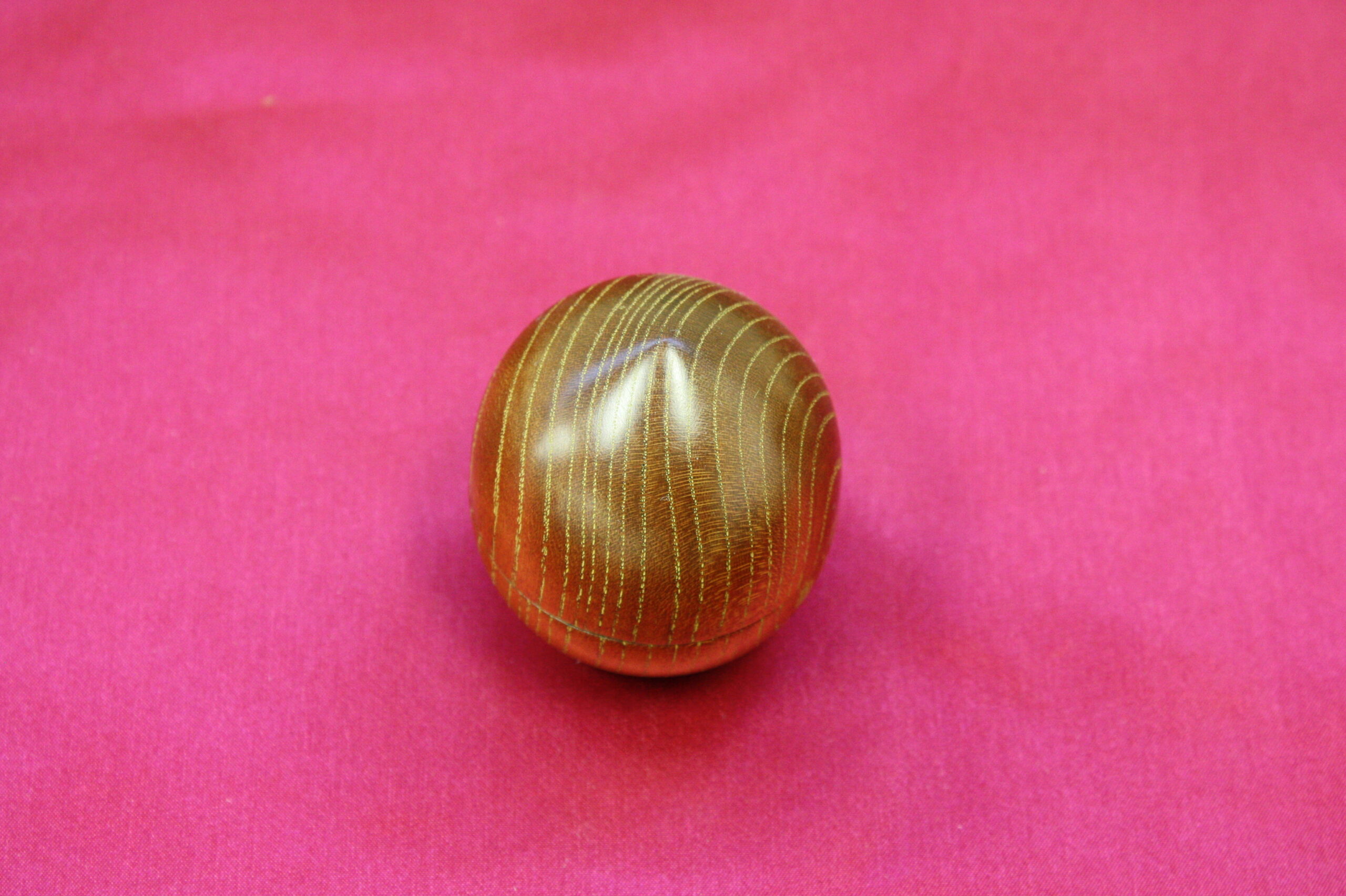 特：欅　香合　卵型