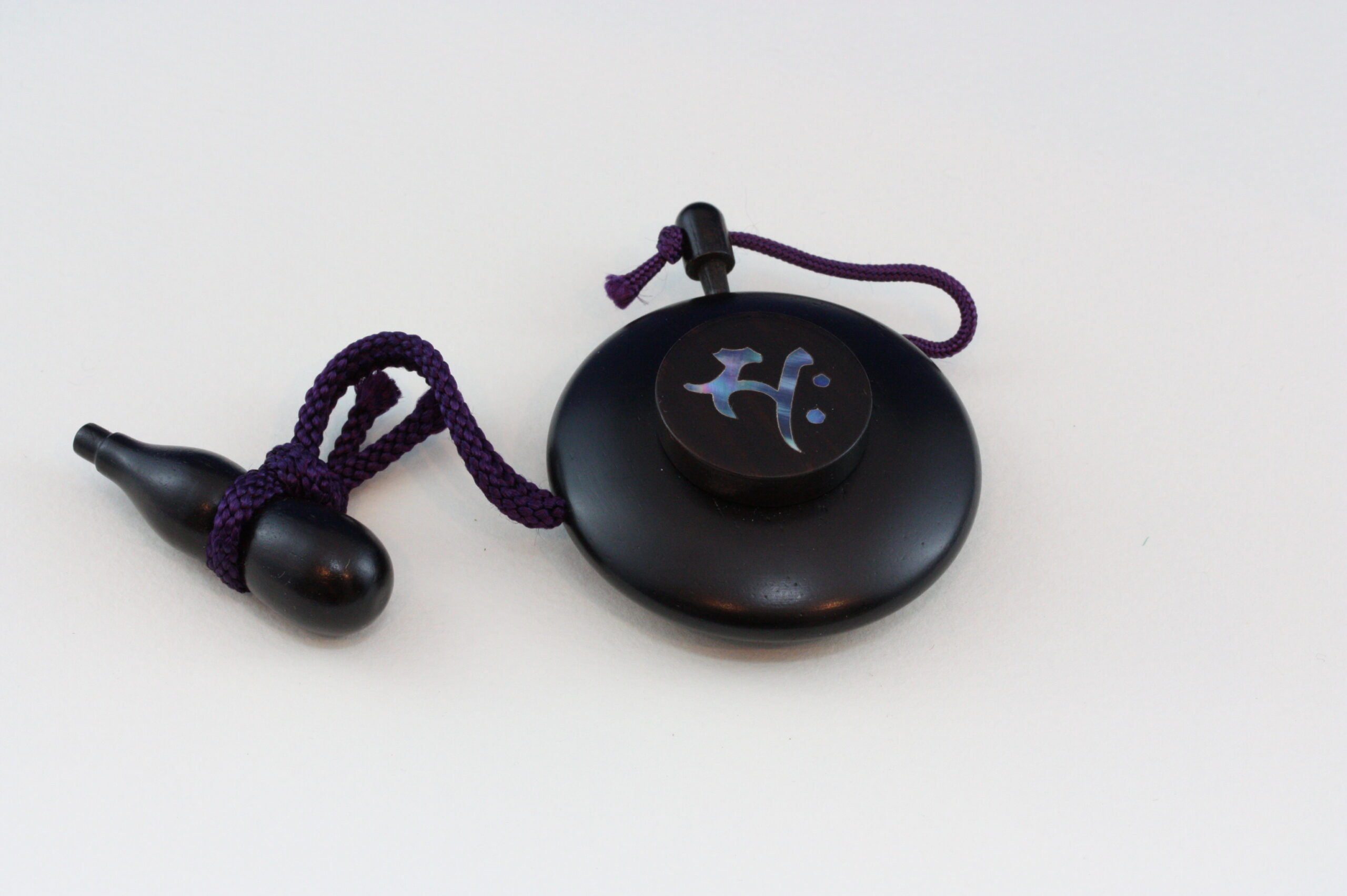 黒檀　塗香入　貝象嵌入　※各梵字　宗紋などお入れします。